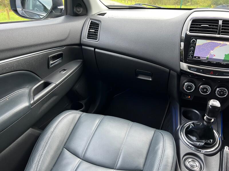 MITSUBISHI ASX