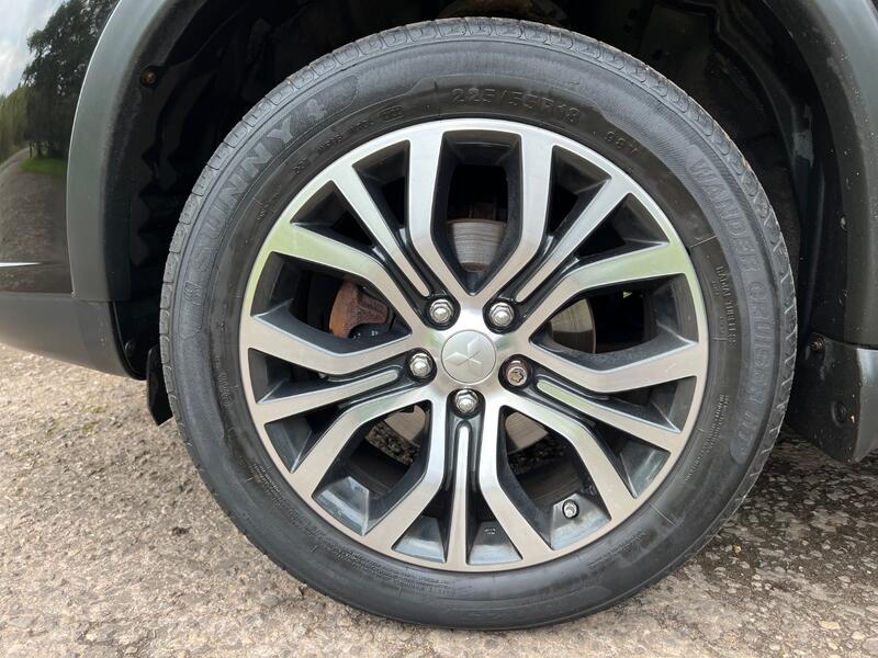 MITSUBISHI ASX