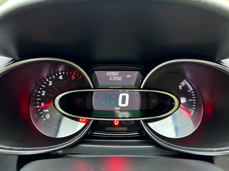 RENAULT CLIO