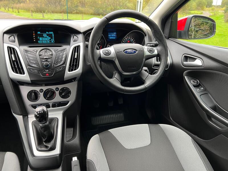 FORD FOCUS