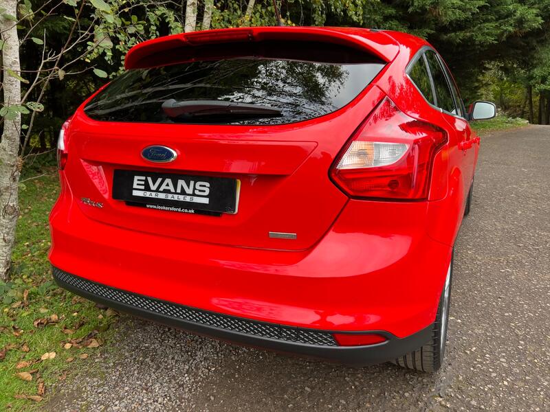 FORD FOCUS