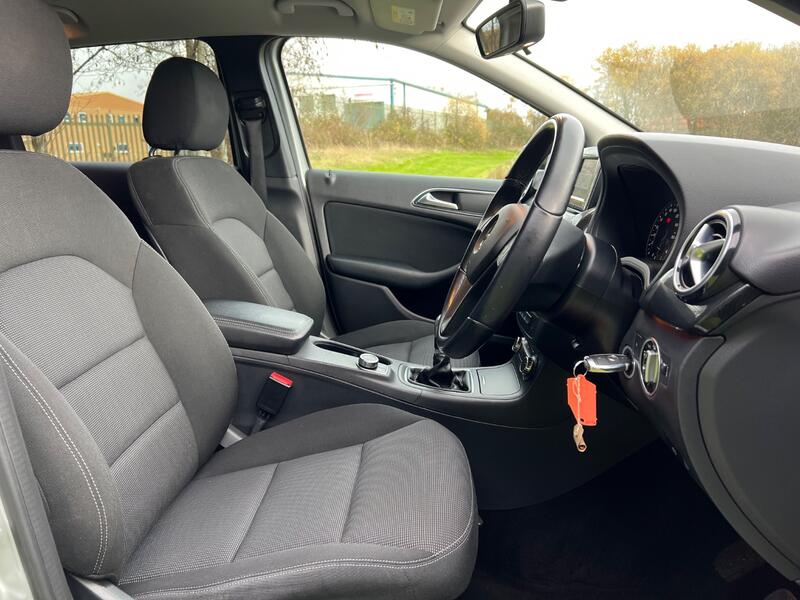 MERCEDES-BENZ B CLASS