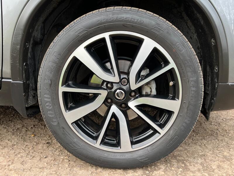 NISSAN X-TRAIL