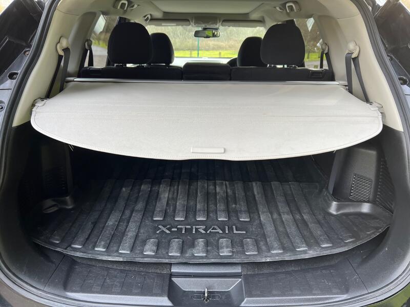 NISSAN X-TRAIL