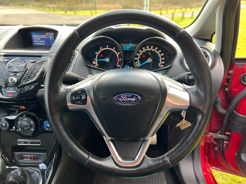 FORD FIESTA