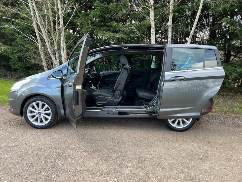 FORD B-MAX
