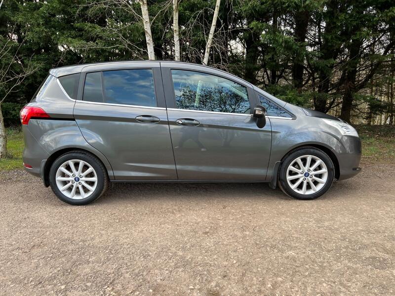 FORD B-MAX