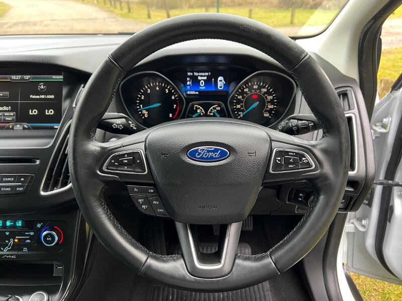 FORD FOCUS