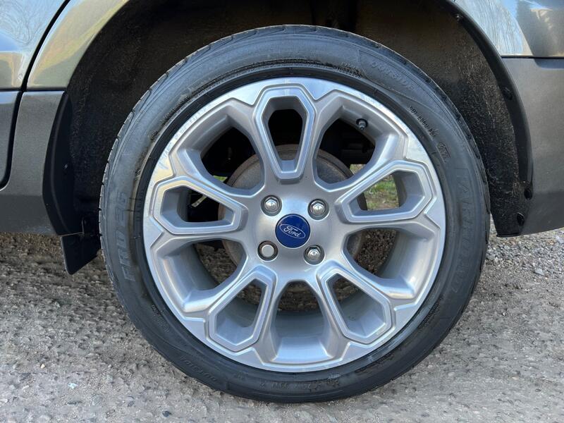 FORD ECOSPORT