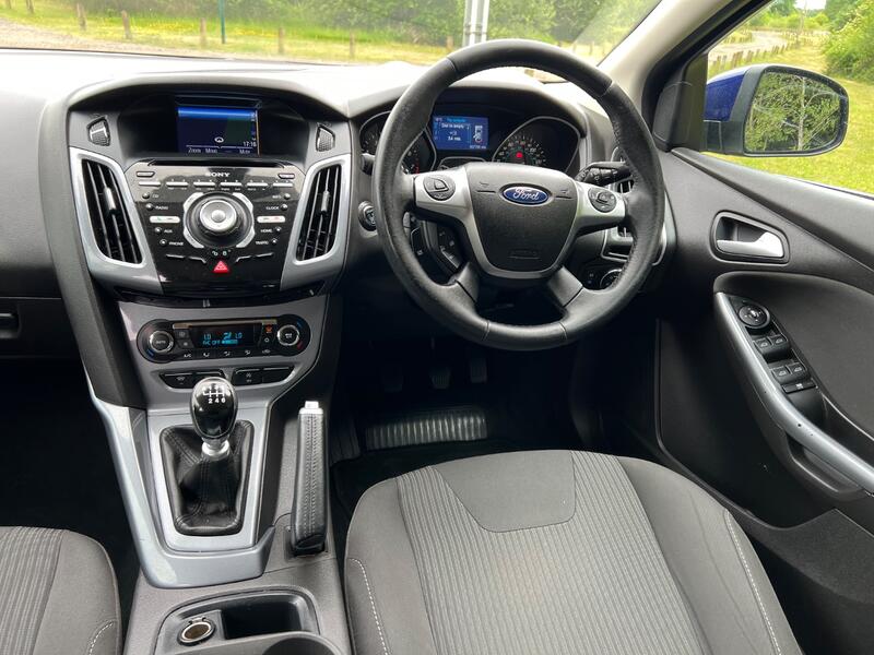 FORD FOCUS