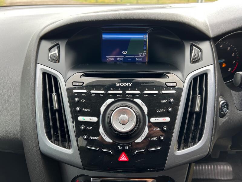 FORD FOCUS