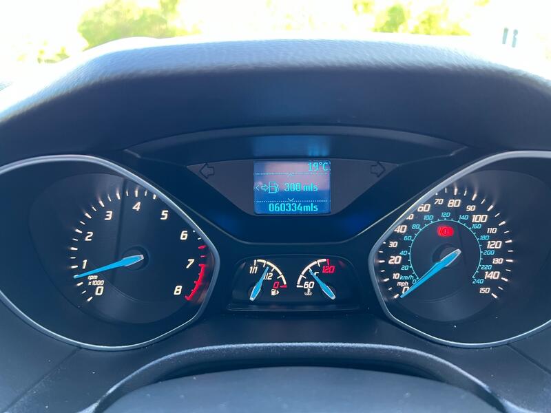 FORD FOCUS