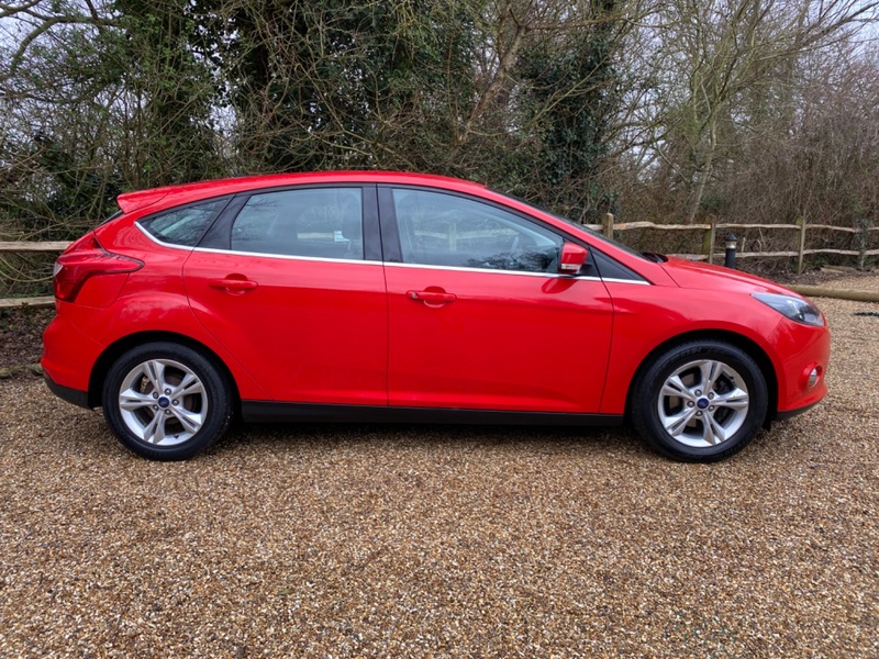 FORD FOCUS
