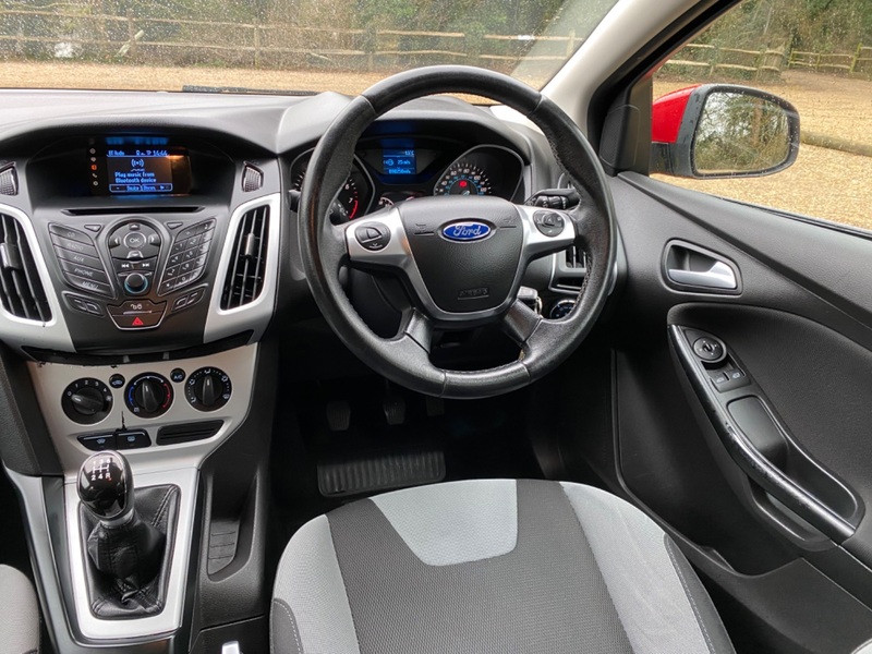 FORD FOCUS