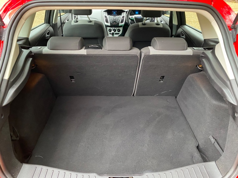 FORD FOCUS