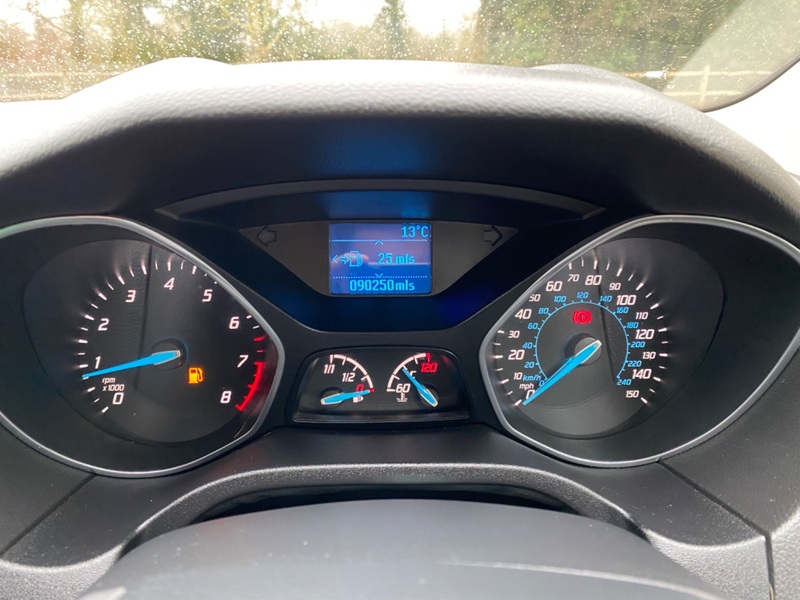FORD FOCUS