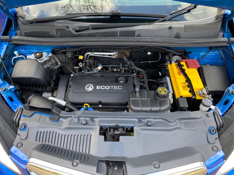 VAUXHALL MOKKA