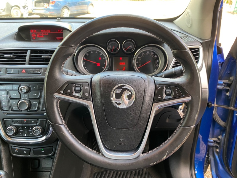 VAUXHALL MOKKA