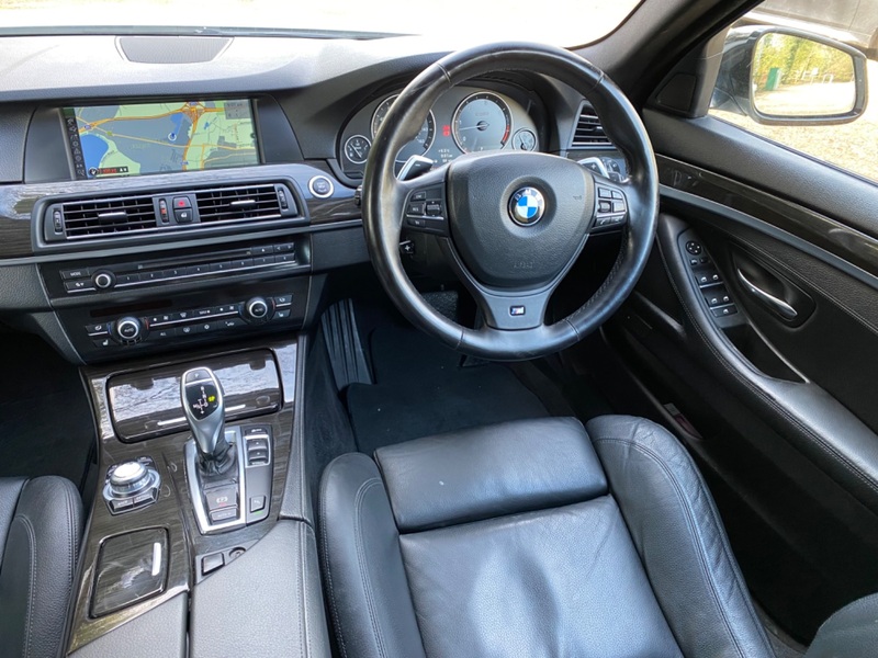BMW 5 SERIES 530D M SPORT 2011