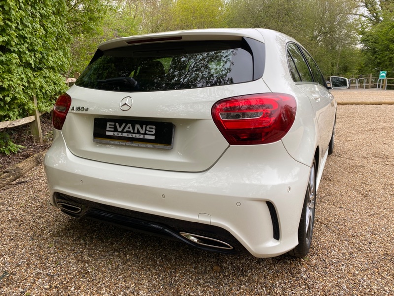 MERCEDES-BENZ A CLASS A 180 D AMG LINE EXECUTIVE 2016