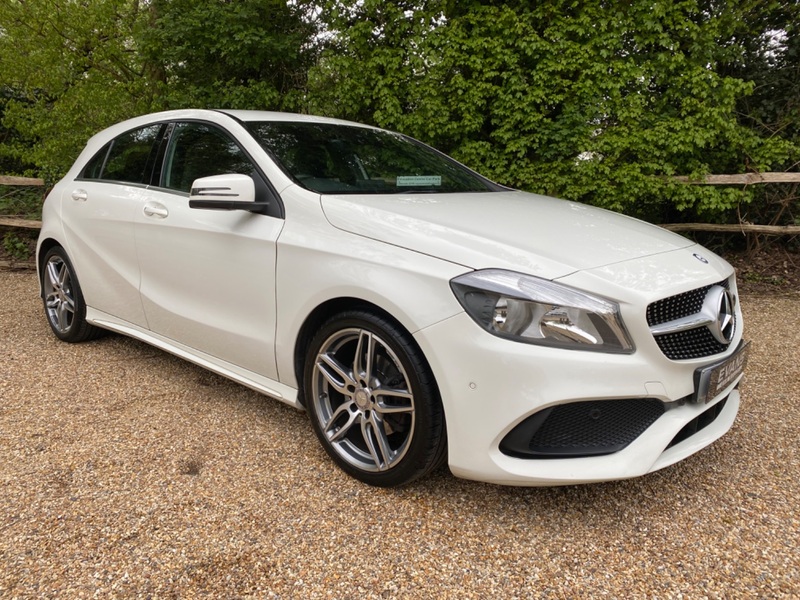 MERCEDES-BENZ A CLASS A 180 D AMG LINE EXECUTIVE 2016