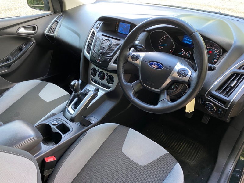FORD FOCUS