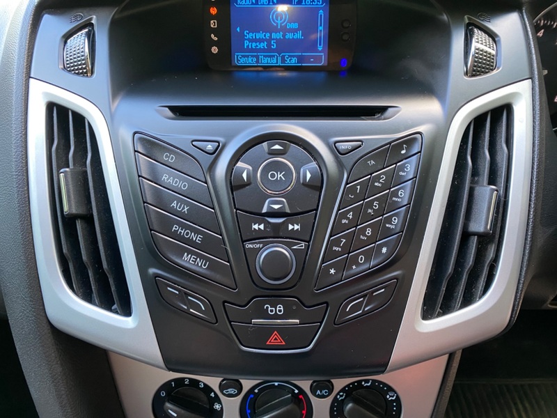 FORD FOCUS